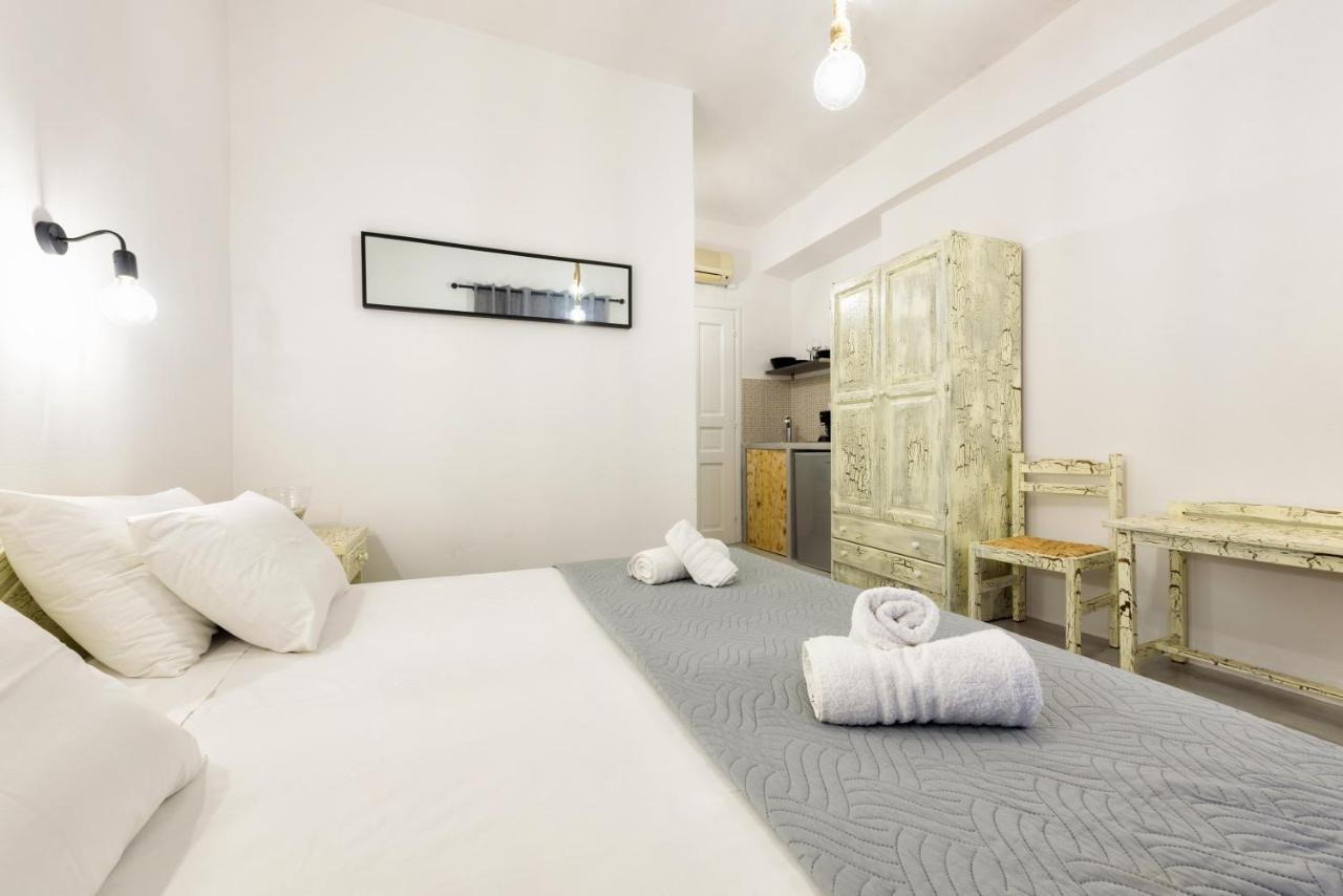 Joseph Apartments ปาริเกีย ภายนอก รูปภาพ